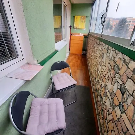 Apartman, Ul. Erbena, * 모스트