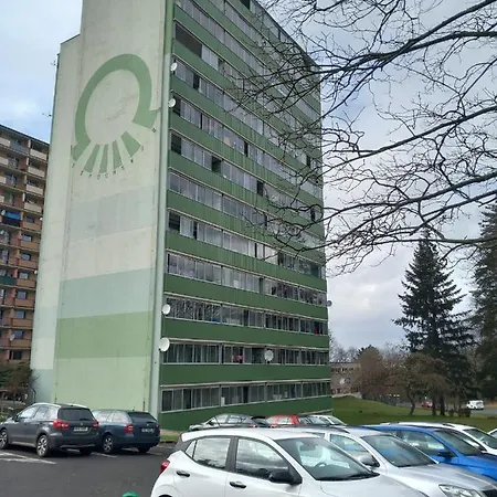 Apartman, Ul. Erbena, Διαμέρισμα Most